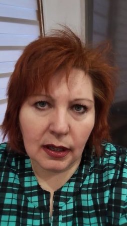 Гадюка язык прикусила!