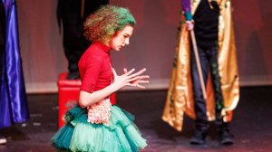 Спектакль Маленькая Баба Яга. Театральная студия Корона.