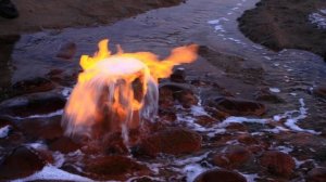 Горячая вода из скважины!! Чудо природы или бунт техники, выезжаем разбираться!