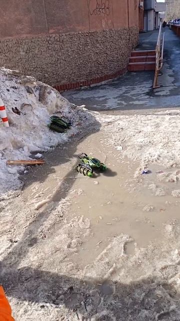 радиоуправляемая машинка.mp4 смотреть онлайн