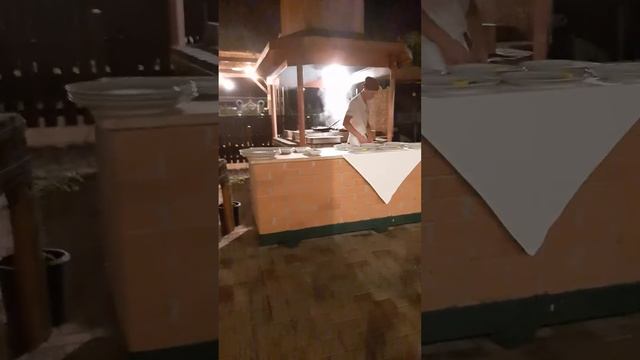 италия ресторан la rustica в кемпинге unione lido на море lido di Jesolo смотреть онлайн