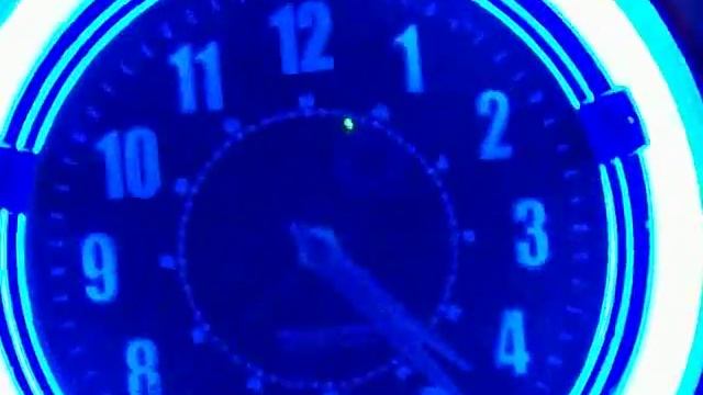 Blue neon clock explodes смотреть онлайн