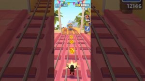Играем в subway surf часть 1