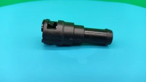 Штуцер системы отопления Mazda