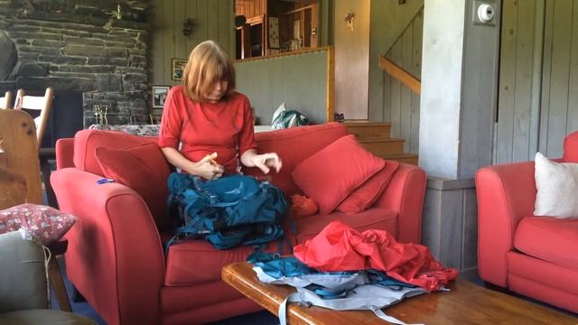 Cutting Osprey Backpack to Make it Lighter смотреть онлайн