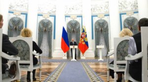 Путин: искусство — это нить, которая прочно связывает поколения