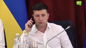 СМЕШНАЯ ПОЛИТИКА. ЗЕЛЕНСКИЙ СЛОМАЛ СИМ-КАРТУ