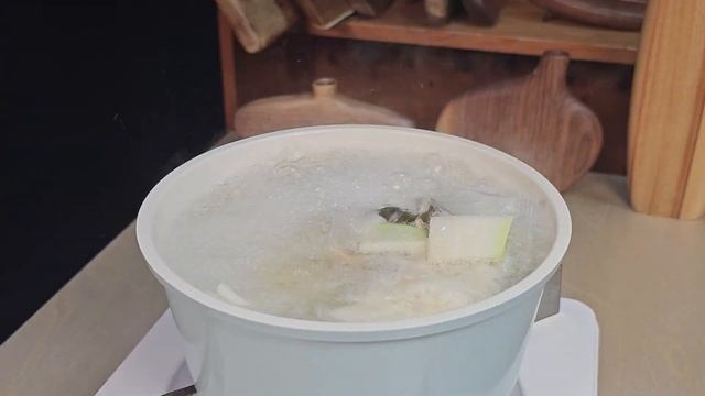 15분이면 완성되는 들깨 뭇국 ~!! 간단하게 건강한 집밥 해먹어요!! 시원한 무국 ~