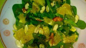 Салат со шпинатом