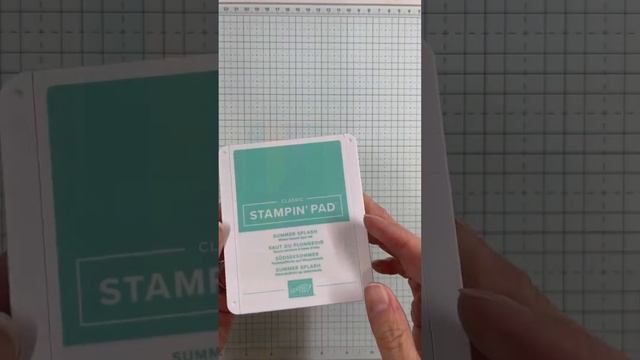 Dotted Circles In Color Paper Strip Card смотреть онлайн