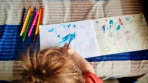 детские развивающие игры, рисуем с малышом