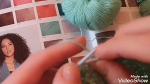 Красивый и легкий узор для тонкой пряжи спицами.  #вязание