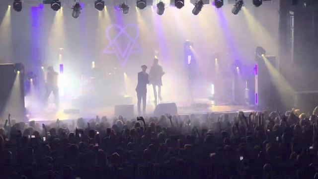 VV VILLE VALO Warsaw 14.02.2023 Poison Girl 4K HDR Neon Noir Tour 2023 Warszawa Stodoła смотреть онлайн