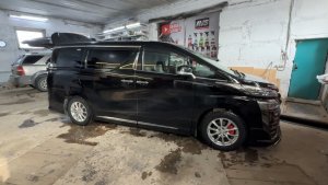 Полный разбор салона Toyota Vellfire/Alphard. Как разобрать двери, крышу, пол и багажник.