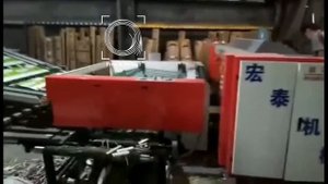 Ротационная высечка гофрокартона с автоподачей и удалением облоя