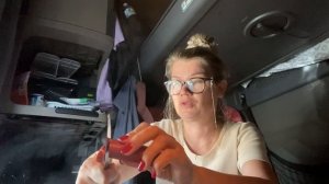 Ленка Дальнобойщица и ВОДИТЕЛЬ и ТРАКОХОЗЯЙКА