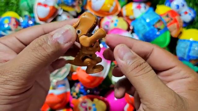 Распаковка сюрпризов-яиц Kinder Joy Fun | ASMR