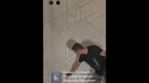 Лайфхак. Эффектная декоративная штукатурка с золотыми акцентами