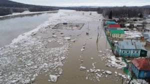 Снег стремительно тает, талыми водами затопило 6 районов в Иркутской области