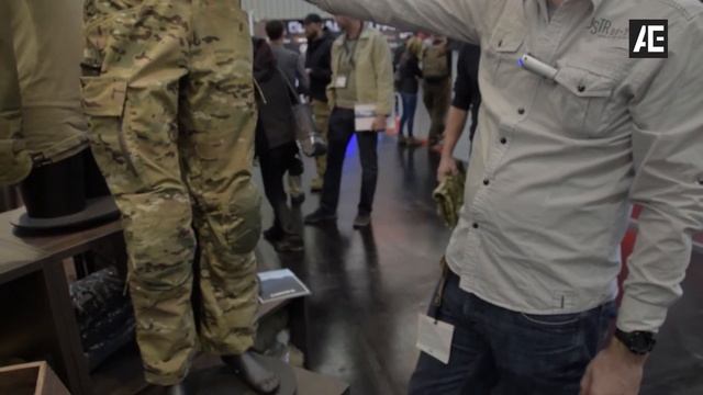 IWA 2015 // Clawgear Raider Pant, Combat Shirt, Melierax Jacket смотреть онлайн