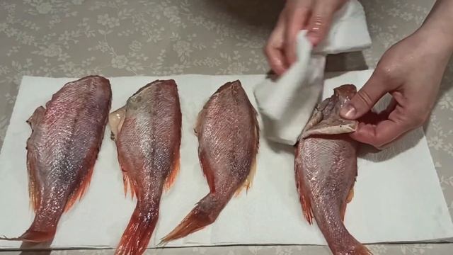 Морской окунь горячего копчения в домашних условиях в коптильне