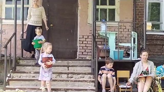 Юные художники в Альшани