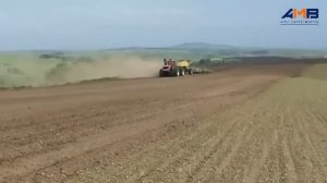 Демонстрационный показ трактора КАТ КR 4404-EX с посевным комплексом от John Deere 730.