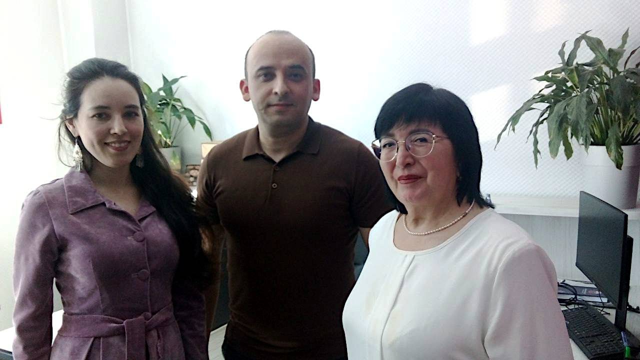 Татарское кино, татарский язык и... татарский бургер.