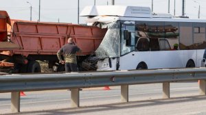 Аварии и ДТП на дорогах ТОРОПЫГИ  и Водятлы за рулем - ВЕСНА