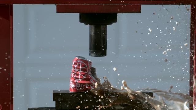 Coca Cola Crushed at 2000 fps in 4K Slow Motion смотреть онлайн