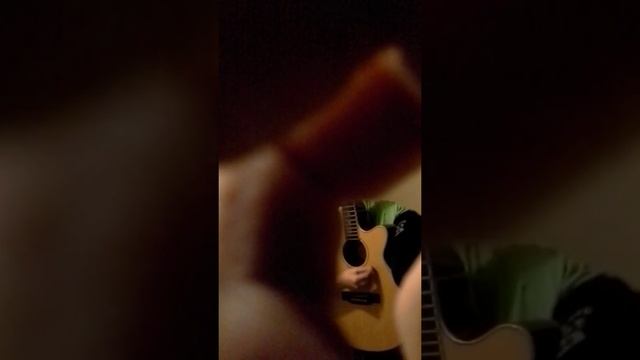 Iani canta la chitara!!!! смотреть онлайн