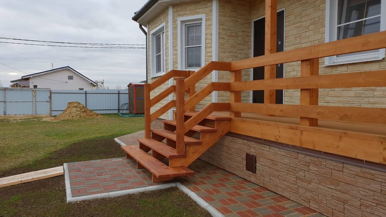 Уличная деревянная лестница в частный дом смотреть онлайн