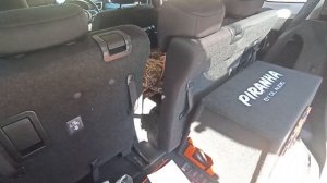 Активный сабвуфер DL Audio Piranha 12A SE 2.1 в Танке
