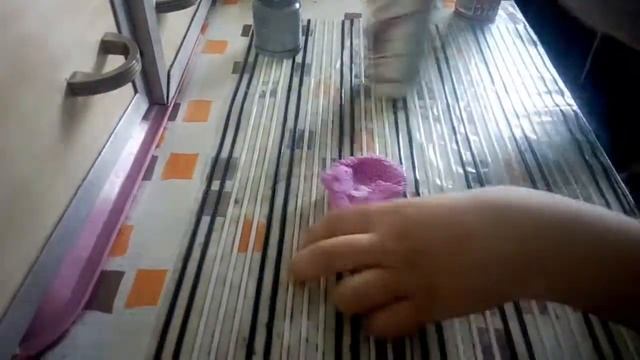 Делаю слайм из лёгкого пластилина. смотреть онлайн