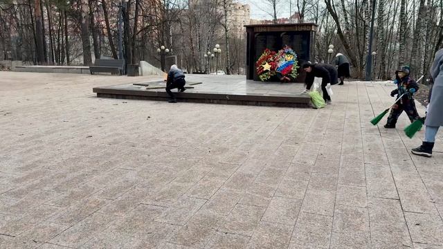 #Трек5
1️⃣ Акция «Трудовой десант»