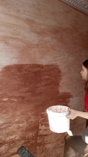 ВЕНЕЦИАНСКУЮ ШТУКАТУРКУ ДЕЛАЕМ С МАМОЙ, ПРОМЕЖУТОЧНЫЙ ЭТАП