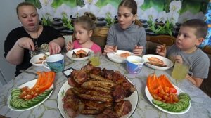 мукбанг шашлык