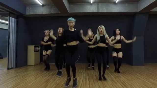 Byrell The great Rinse FM Mix | UU Kitsch Vogue Femme Pop Up Class смотреть онлайн