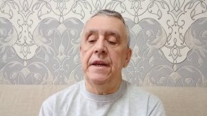 Девушки были красивы и элегантны.  Из одежды на них только туфли на высоких каблуках.