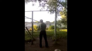 подтянулся