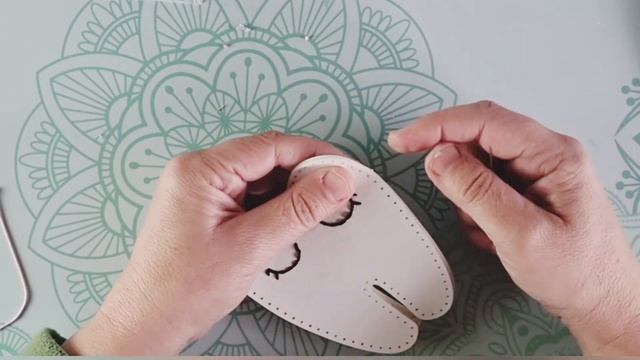 How to sew Maisie Moo's Faux Leather Tooth Fairy Pouch - Easy Stitch Template