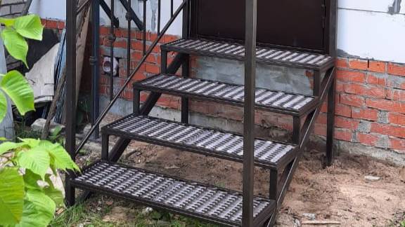 Крыльцо для второго входа в дом смотреть онлайн