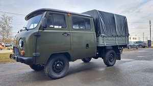 УАЗ СГР, он же Фермер - малотоннажный бортовой грузовик повышенной проходимости.