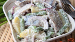 Датский салат с сельдью