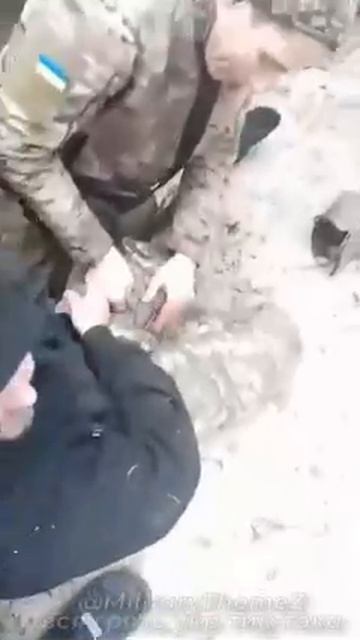 На Украине все стабильно, мобилизованные могилизируются не доезжая до фронта смотреть онлайн