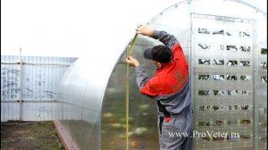 Установка блока «Дверной ПроВетер» в торец теплицы