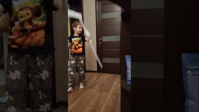 хоккейная клюшка и краги