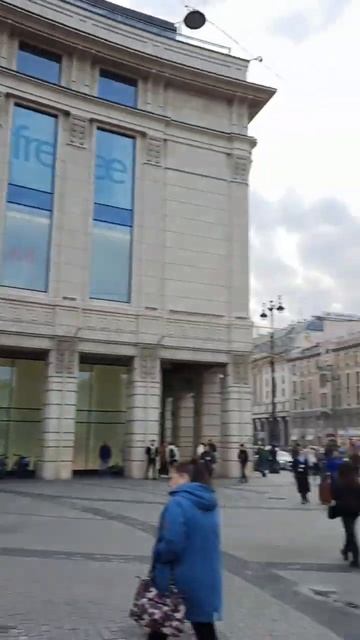 Фильм 1791 Где жители Санкт-Петербурга покупают модные вещи? смотреть онлайн