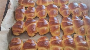 Рогалики с яблочным повидлом на желтках Дрожжевое тесто на молоке