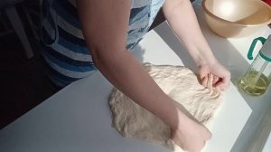 Хлебушек в рукаве. К Пасхе начинаю убираться в доме.